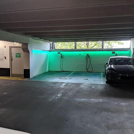 King Deluxe City Apt Large Space& Free Parking! No Balcony Leeds  Esterno foto