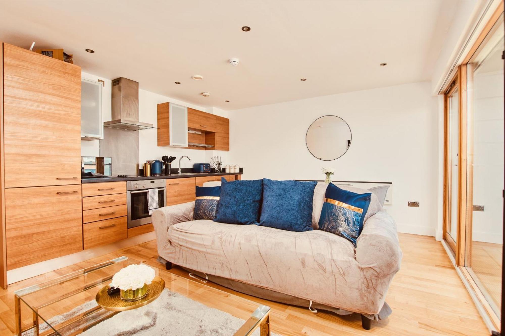 King Deluxe City Apt Large Space& Free Parking! No Balcony Leeds  Esterno foto