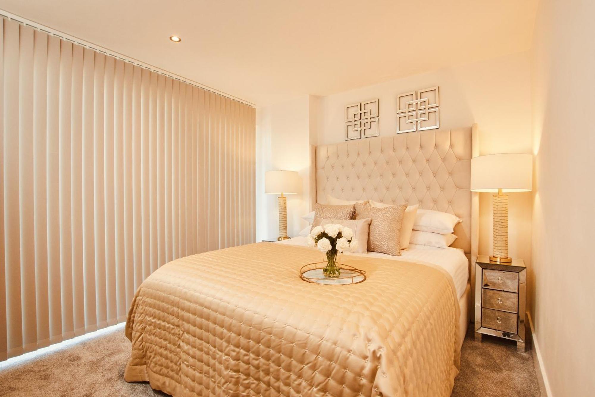 King Deluxe City Apt Large Space& Free Parking! No Balcony Leeds  Esterno foto